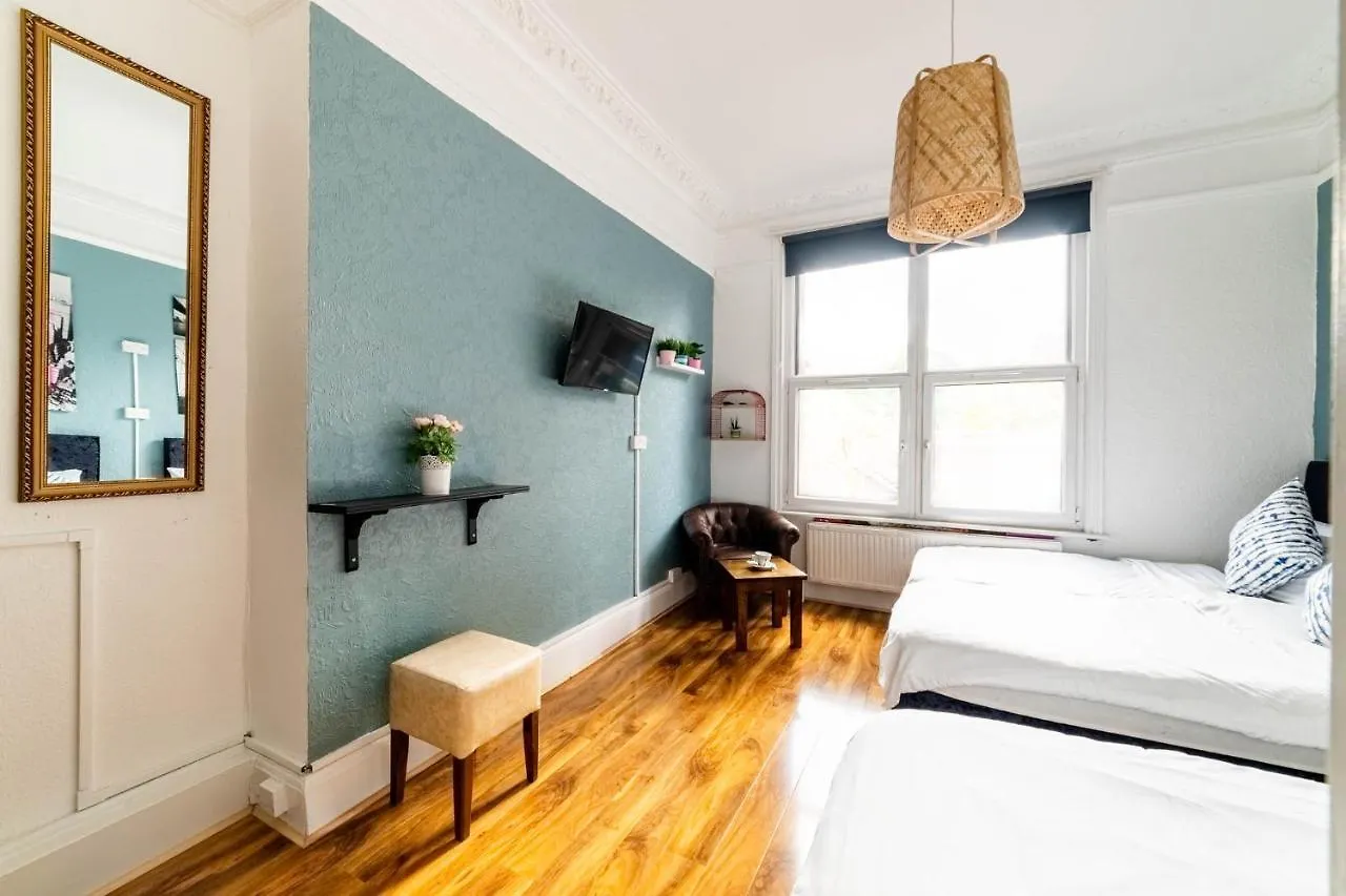 Book A Bed Hostels London