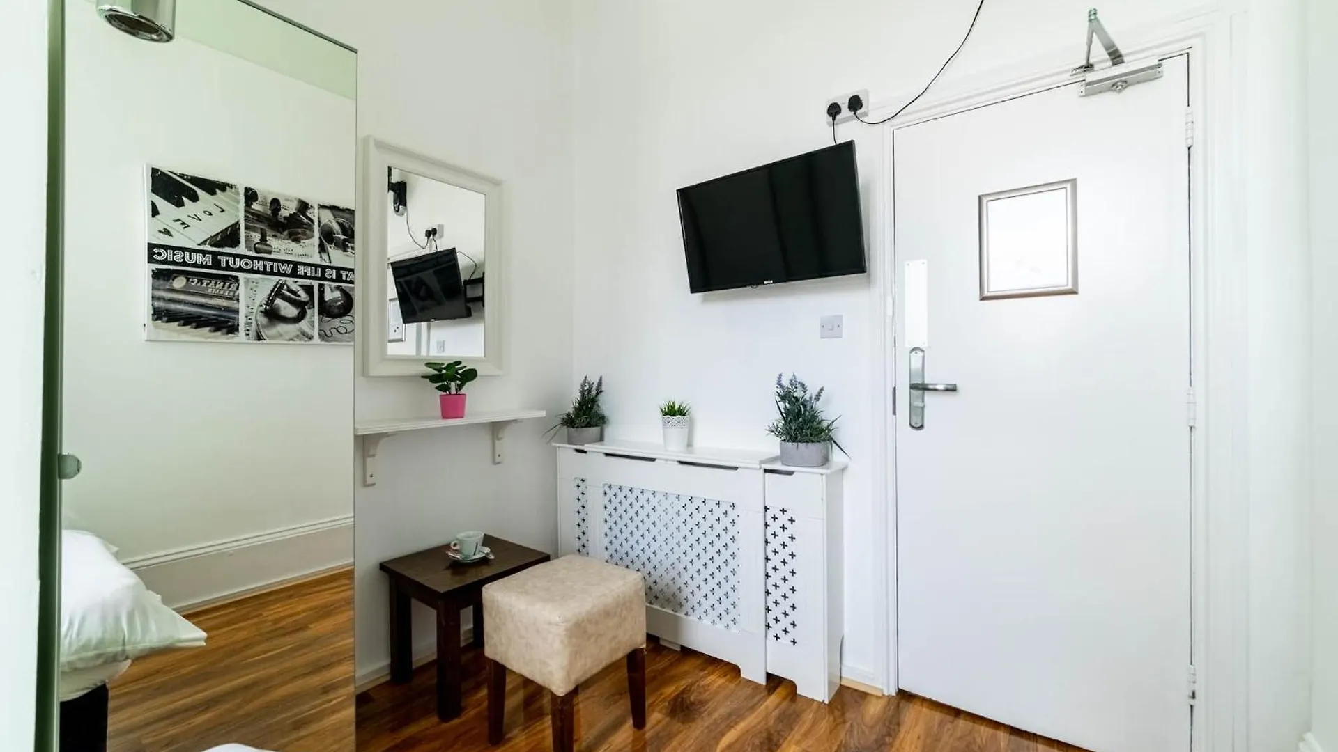 Book A Bed Hostels London