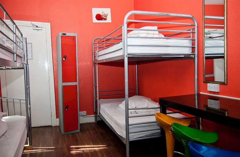 Book A Bed Hostels London 0*,